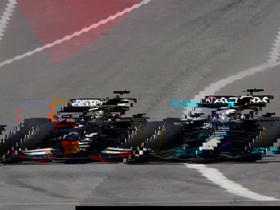 Kan je politiek en sport gescheiden houden?