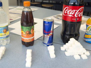 Geen frisdrank met suiker meer op scholen