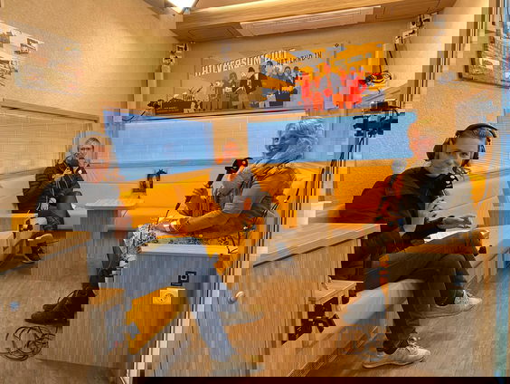 Horecamedewerkers helpen in de zorg