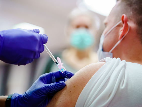 Hella Hueck over een coronapaspoort