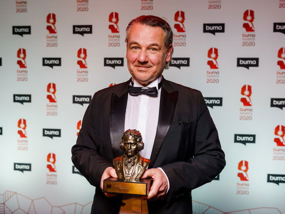 Tuneskoning Stephen Emmer gaat neoklassiek