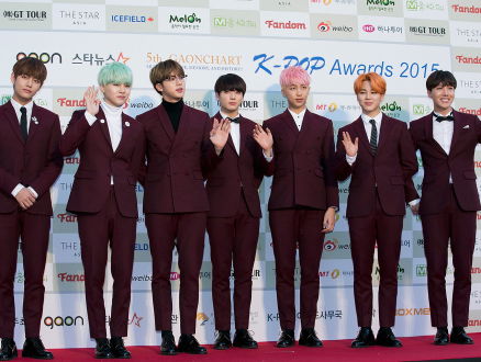 K-POP band BTS last een pauze in met grote koersval tot gevolg