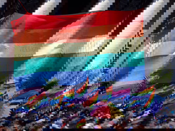 Brussel dwingt Polen om 'LHBTI-ideologie'-vrije zones in te trekken