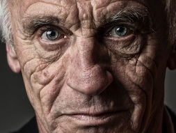 Kunststof - Johan Leysen, acteur