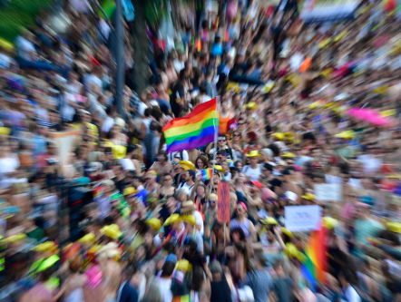 'Mensen vergeten wel eens van hoe ver roze ouderen komen'