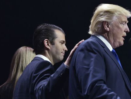 Michiel Vos: "Het gaat momenteel alleen nog maar over schandaaltjes rondom de familie Trump, niet over he ...