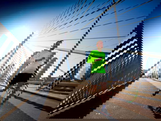 Door een motiverende kleerhanger ga je vaker sporten