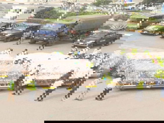 Eerste Covax-levering aangekomen in Ghana