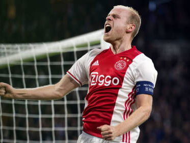 'Kansloos is de keeper, zo hoor je een strafschop te nemen'