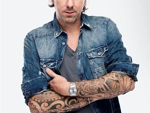 De Weddenschap - Ruud de Wild wedt over nieuwe single U2