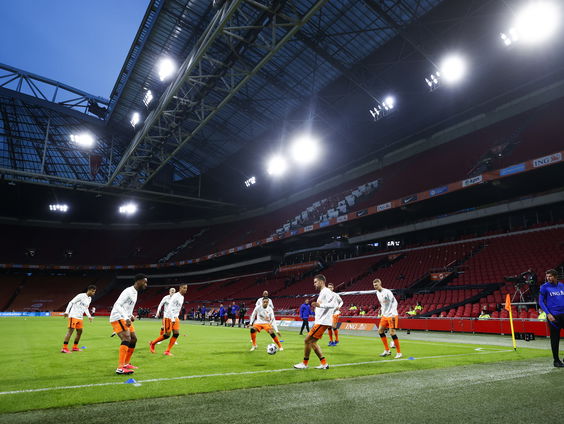 Nederlands elftal neemt het op tegen Italië