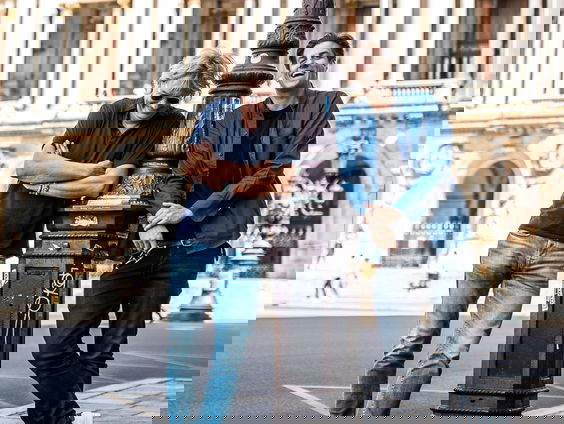 Regisseur Dirk Jan Roeleven over het succes van 'Chansons!'