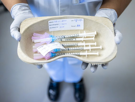 Eén persoon overleden na corona-vaccinatie in Nederland