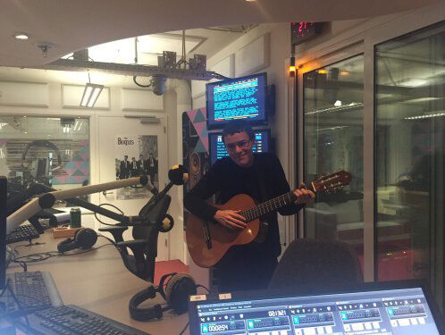 Live: The Avonden met Klein aapje