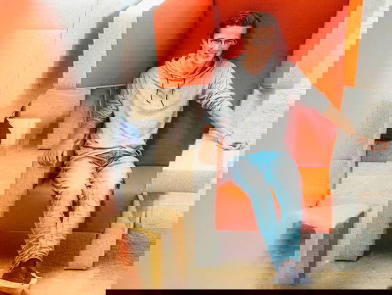 Doorzetter Dirk moest hard weken voor zijn VWO en rondt nu drie masters cum laude af