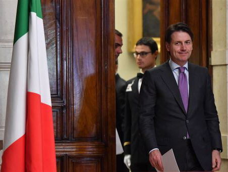 Nieuwe Italiaanse regering laat het geld rollen