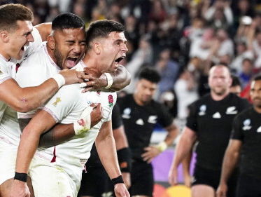 Engelse rugbyers brengen Engeland in extase met finale WK