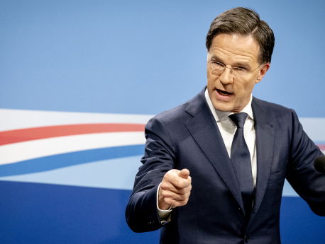 Premier Rutte: "rellen staan los van corona"
