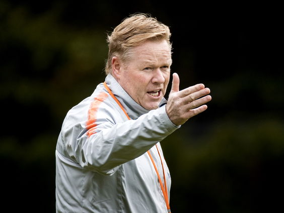 Ronald Koeman gepresenteerd als nieuwe trainer FC Barcelona