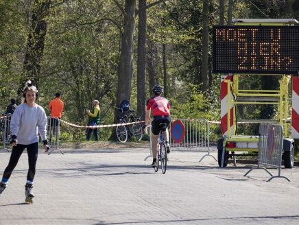 In welke stapjes kan Nederland weer van het slot af?