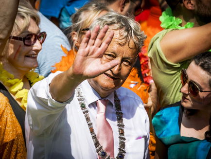 Dichter Rikkert Zuiderveld: 'Dag Eberhard, een goede reis. Bedankt.'