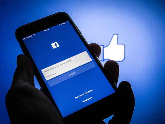 Stand.nl: Facebook een schadevergoeding opleggen zal weinig uithalen