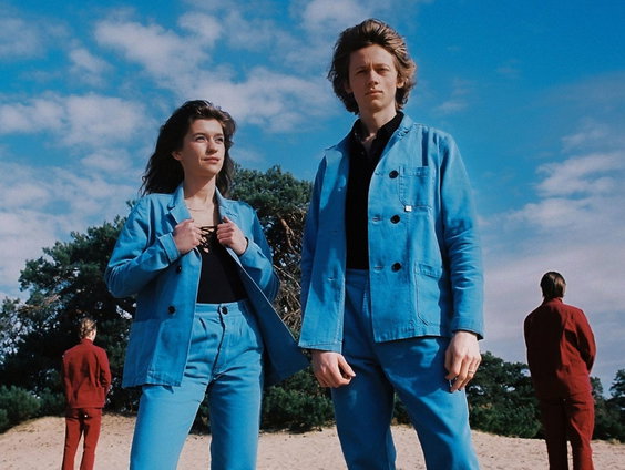 Julia (van Sam) over nieuwe single Easy!