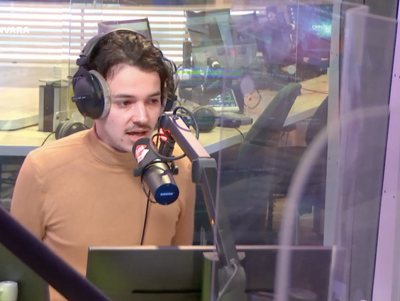 The Awkward - Smoke & Mirrors (Live @ Giel)