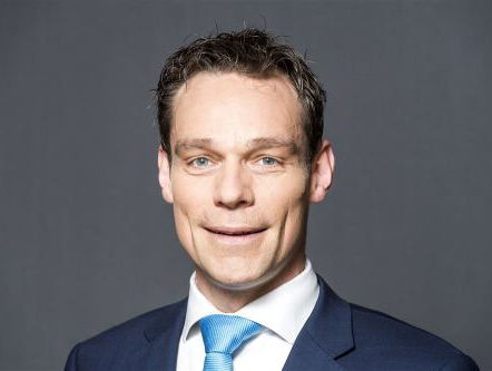 CDA'er Martijn van Helvert wil alle eindexamenleerlingen feliciteren
