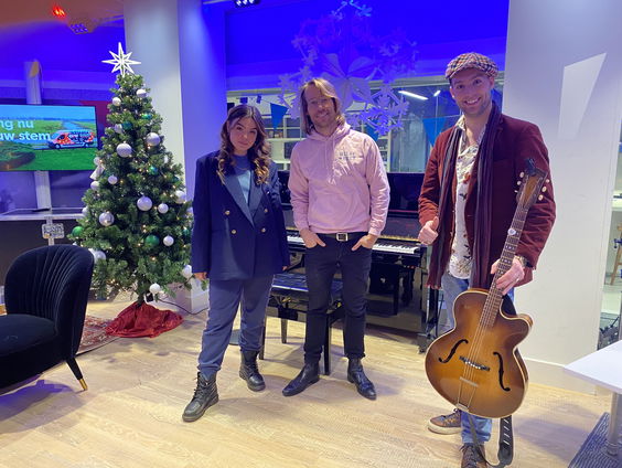 Abbey - The Day's i've spent with you (live@giel)