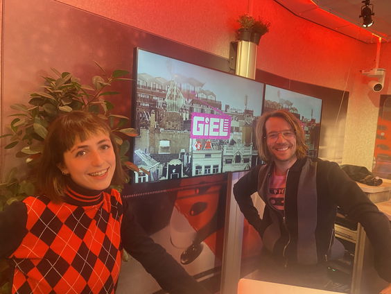 Sophie Straat - Geluk (live @Giel)