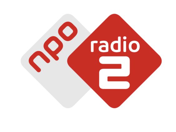 Barry is delegatie host van IJsland, die wegens corona niet live op kunnen treden