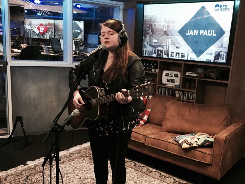 Akoestische Nachtsessie: Popronde-talent Lisa Nora