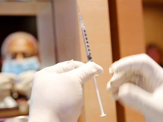 Steeds meer jongeren aan de botox