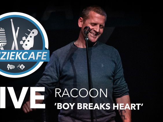Racoon - 'Boy Breaks Heart' live bij Muziekcafé