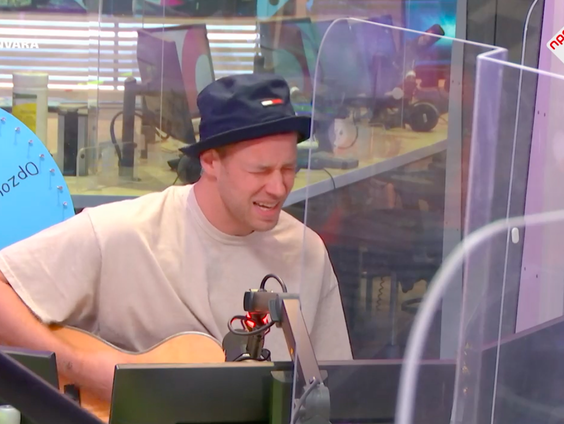 Blanko- What is real? (Live @ Giel)