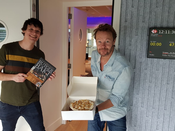 HHB-bakker Rutger over zijn nieuwe boek en carrot cake
