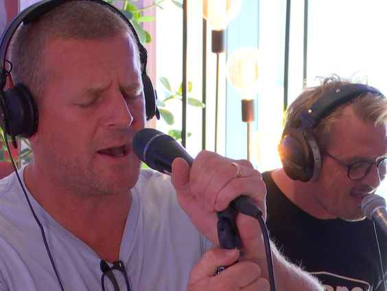 Racoon - 'Lost A Tooth' live bij Muziekcafé