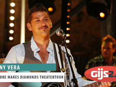 Danny Vera in studio