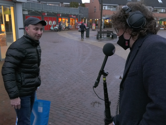 Welke straf moeten de relschoppers krijgen? Jesse Sprikkelman vraagt het op straat
