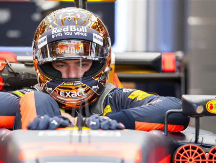 Max Verstappen-fans in de file krijgen gratis koffie en massage