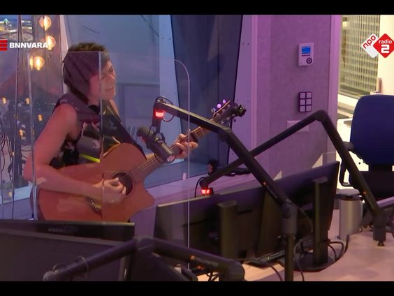 Claudy - Ik Ben Wie Ik Ben (Live @ Giel)