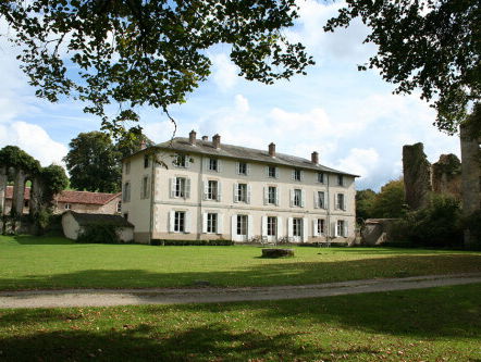 Ik Vertrek Radio:Martijn van L' Abbaye du Palais in Frankrijk