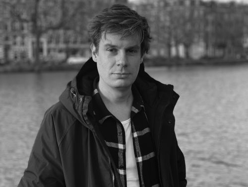 Thijs liep mee met vrijwilliger Aman bij het Stoelenproject