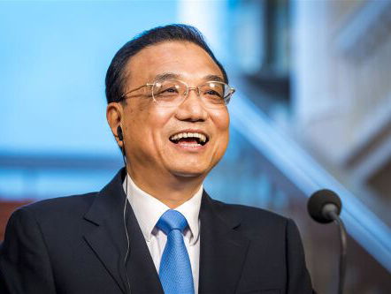 De Chinese premier is in Nederland. Fred Sengers legt uit waarom.