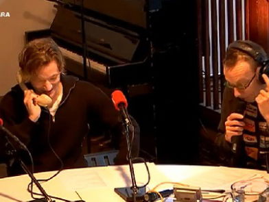 Cabaret: Bel maar in over de oorlog