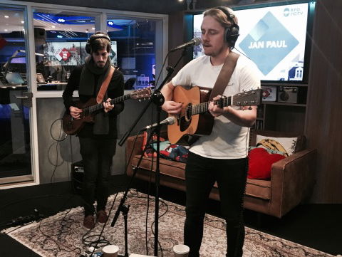 Akoestische Nachtsessie: Popronde-talent Okke Punt