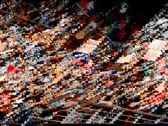 Marjan zat nagelbijtend op de oranje tribune in Abu Dhabi: 'Daarna ging het helemaal los'