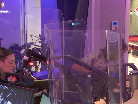 Celine Caïro- Famous (Live @ Giel)