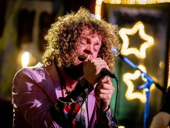 DI-RECT nam meest bijzondere single opnieuw op met residentie orkest